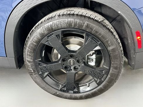 New 2025 MINI Cooper Countryman SE image 23