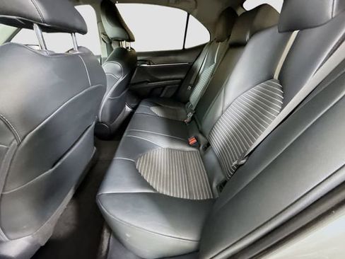 Certified 2020 Toyota Camry SE FWD image 22