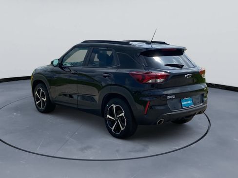 Used 2022 Chevrolet TrailBlazer RS w/ Sun and Liftgate Package AWD/4WD image 10