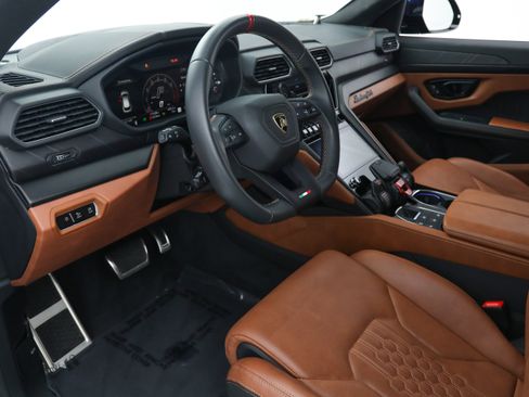 Used 2024 Lamborghini Urus S AWD/4WD image 22
