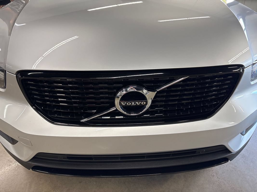 Used 2019 Volvo XC40 T5 R-Design AWD/4WD image 22