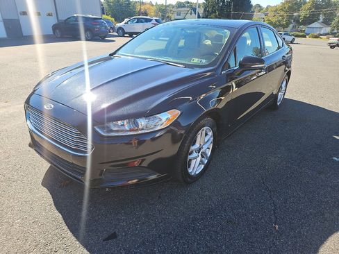 Used 2014 Ford Fusion SE image 7