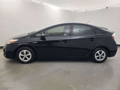 Used 2013 Toyota Prius Four image 7