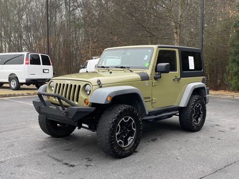 Used 2013 Jeep Wrangler Sport image 5