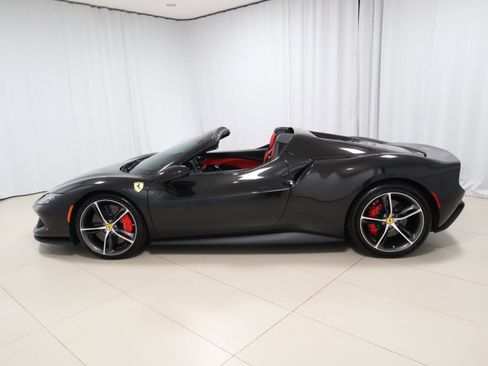 Used 2025 Ferrari 296 GTS RWD image 16