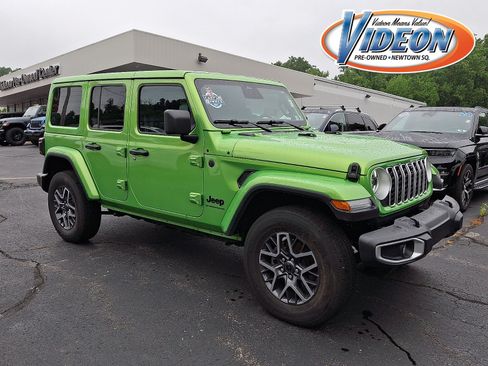 Certified 2026 Jeep Wrangler Unlimited Sahara w/ Safety Group AWD/4WD image 1
