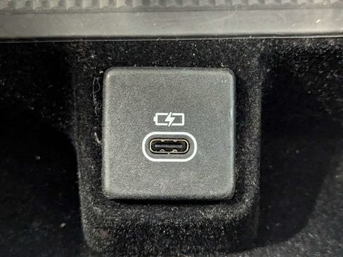 Used 2023 Land Rover Range Rover SE AWD/4WD image 16
