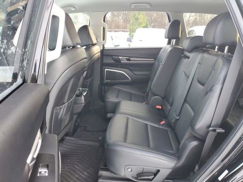 Used 2023 Kia Telluride LX AWD/4WD image 27