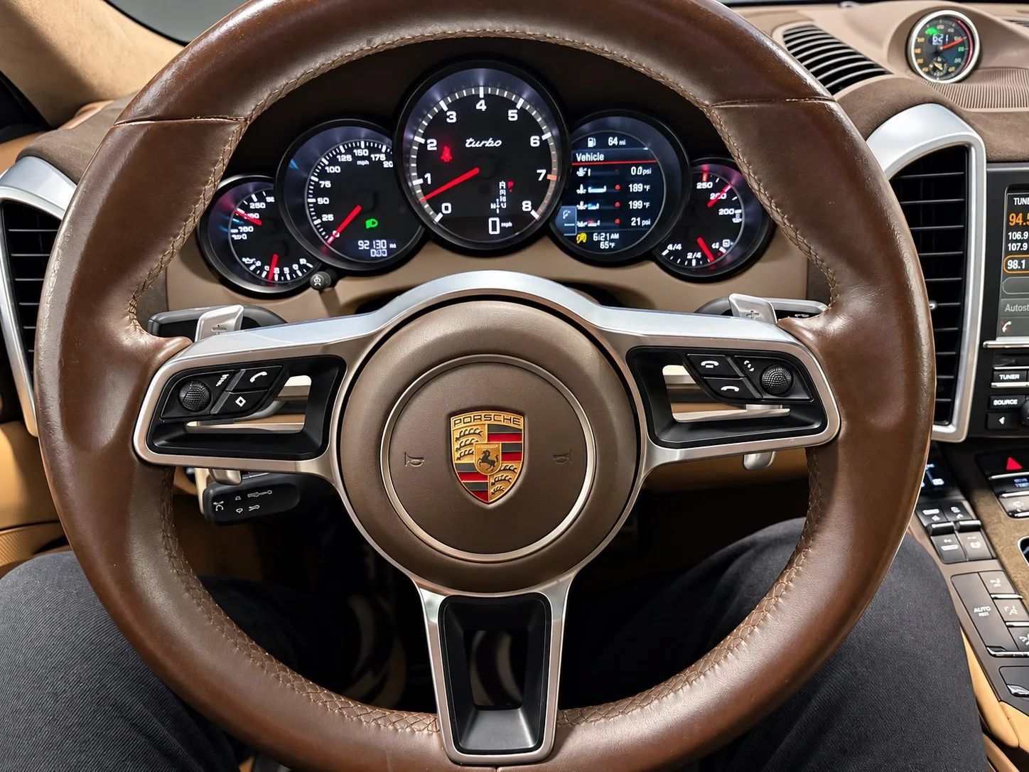 Used 2016 Porsche Cayenne Turbo AWD/4WD image 32