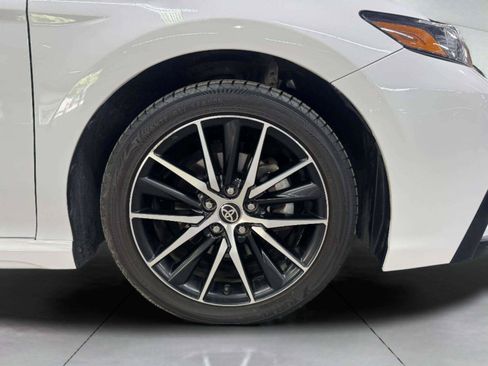 Used 2021 Toyota Camry SE FWD image 65