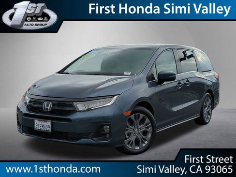 Certified 2025 Honda Odyssey Touring image 1
