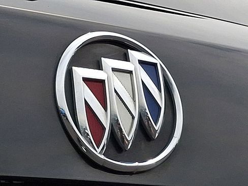 Used 2021 Buick Envision Avenir w/ Technology Package II image 32