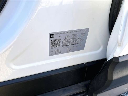 Used 2022 Chevrolet Equinox RS w/ RS Leather Package image 34