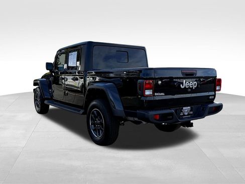 Used 2022 Jeep Gladiator Overland w/ Popular Equipment Package image 5