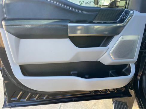 Used 2024 Ford F450 Limited w/ FX4 Off-Road Package image 10