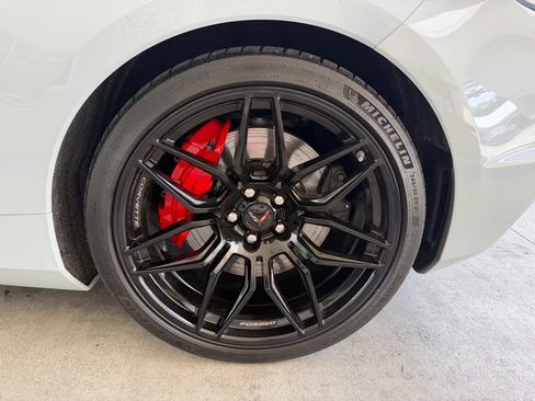 Used 2024 Chevrolet Corvette Z06 w/ Stealth Interior Trim Package RWD image 16