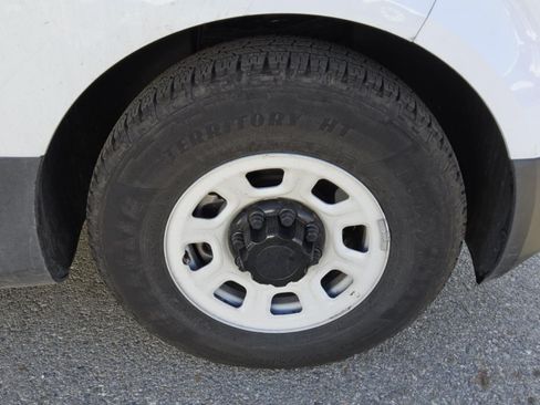 Used 2024 Chevrolet Brightdrop 600 w/ Commercial Equipment Package AWD/4WD image 23