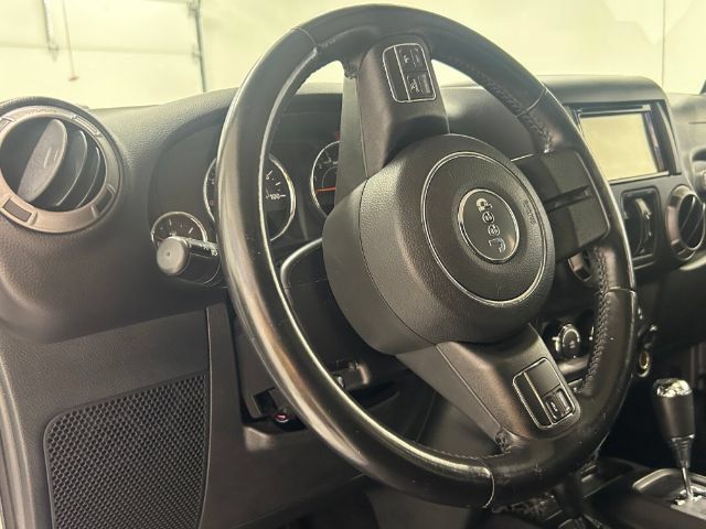 Used 2015 Jeep Wrangler Unlimited Sport w/ Quick Order Package 24S AWD/4WD image 30