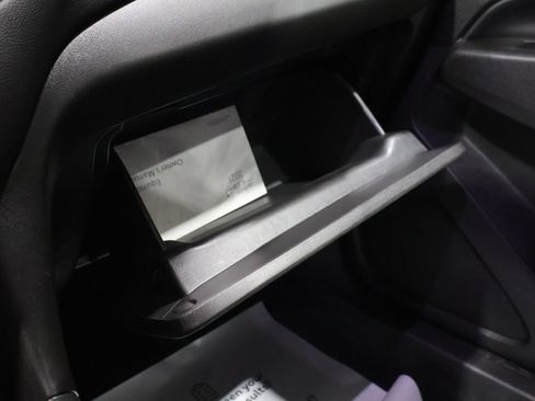 Used 2021 Chevrolet Equinox LT image 29