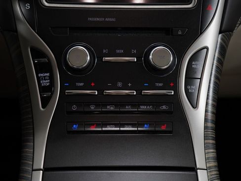 Used 2019 Lincoln Nautilus Black Label AWD/4WD image 17