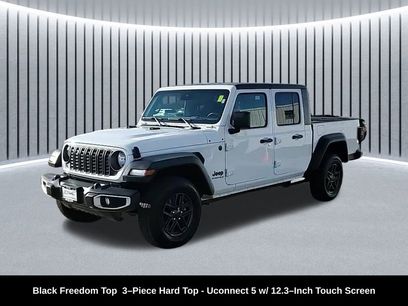 Used 2025 Jeep Gladiator Sport