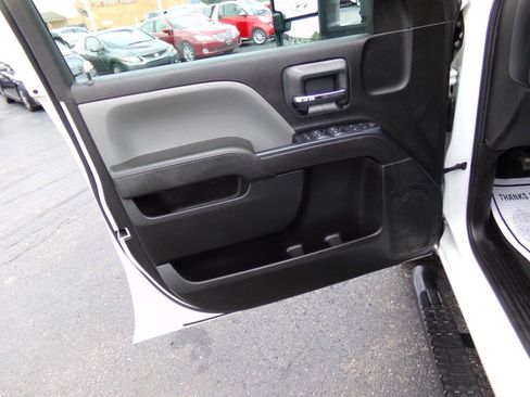 Used 2019 Chevrolet Silverado 1500 W/T w/ WT Convenience Package AWD/4WD image 13