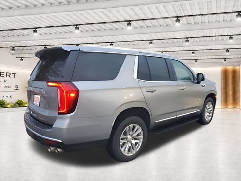 Used 2023 GMC Yukon Denali AWD/4WD image 12