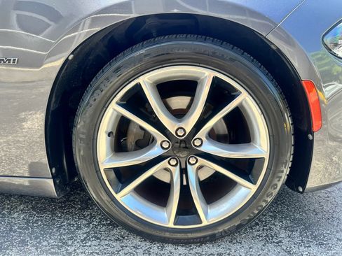 Used 2015 Dodge Charger R/T RWD image 13