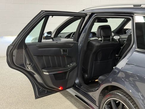 Used 2014 Mercedes-Benz E 63 AMG S-Model image 60