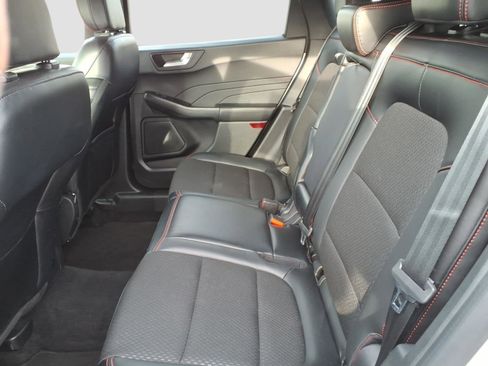 Used 2025 Ford Escape ST-Line image 14