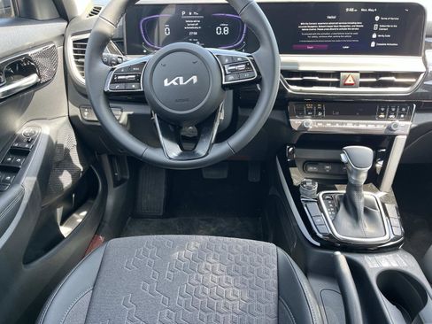New 2026 Kia Seltos S FWD image 12