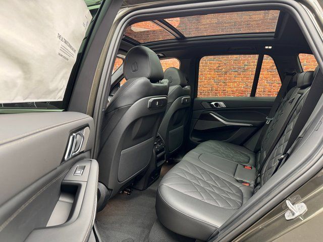 Used 2026 BMW X5 xDrive40i AWD/4WD image 22