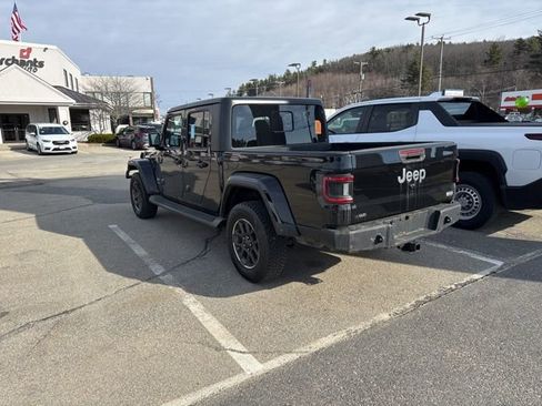 Used 2020 Jeep Gladiator Overland w/ LED Lighting Group image 3