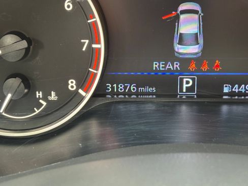 Used 2025 Nissan Altima 2.5 SV FWD image 40