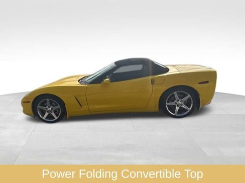 Used 2007 Chevrolet Corvette Convertible w/ Preferred Equipment Group image 7