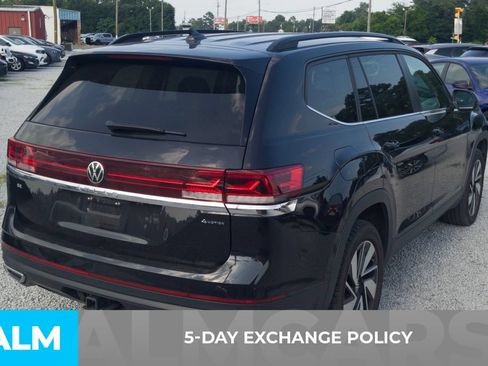 Used 2024 Volkswagen Atlas SE AWD/4WD image 3