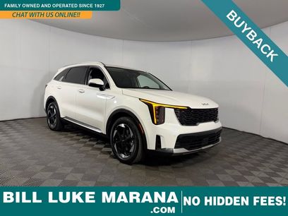 Used 2025 Kia Sorento EX