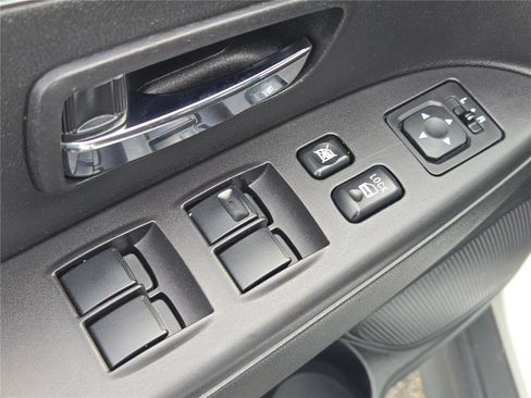 Used 2014 Mitsubishi Outlander Sport SE image 21