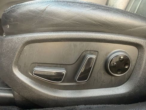 Used 2018 Genesis G80 3.8 w/ Option Group 02 image 16