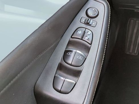 Used 2017 Nissan Maxima 3.5 SV image 27