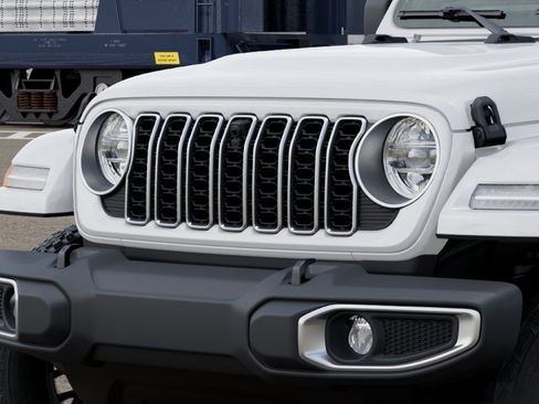 New 2026 Jeep Wrangler Unlimited Sahara AWD/4WD image 7