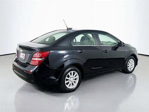 Used 2018 Chevrolet Sonic LT image 16