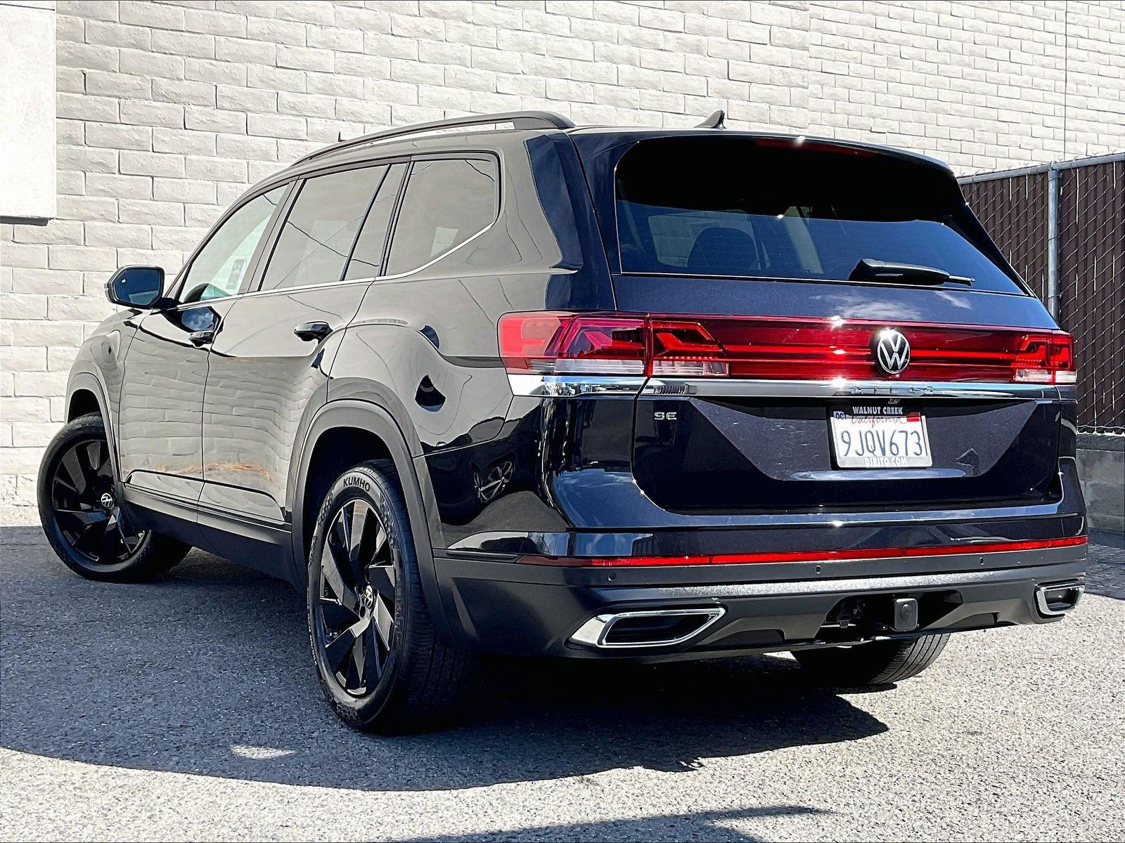 Certified 2024 Volkswagen Atlas SE FWD image 10