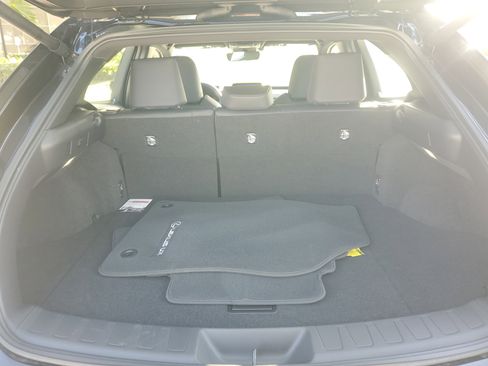 Used 2025 Lexus UX 300h FWD image 12