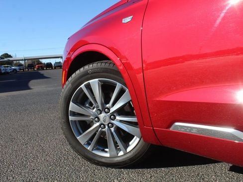 Used 2023 Cadillac XT6 Premium Luxury w/ Technology Package image 12