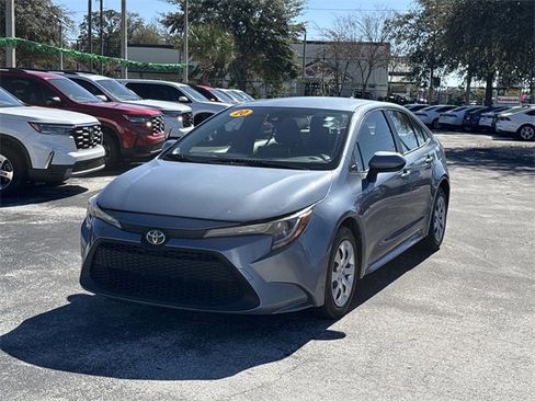 Used 2020 Toyota Corolla LE image 13