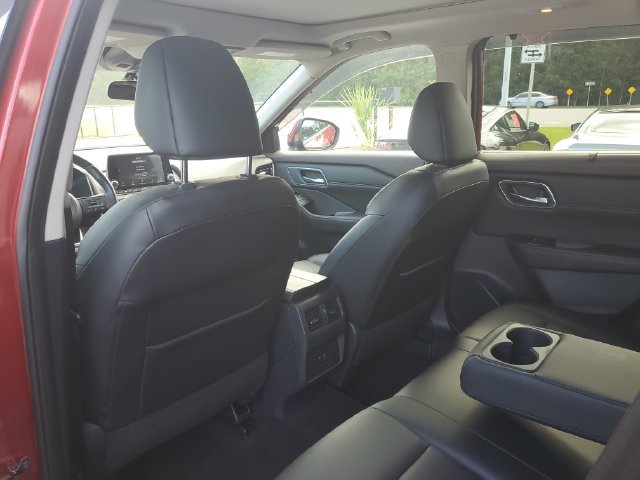 Used 2021 Nissan Rogue SV w/ Premium Package FWD image 8