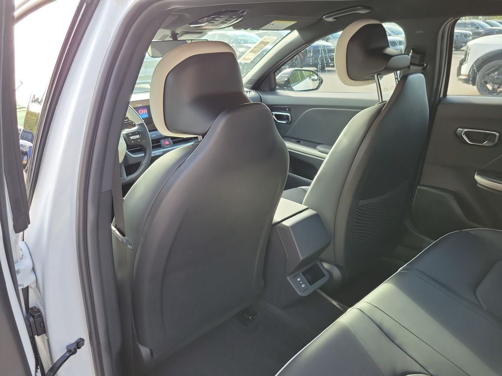 New 2026 Kia K4 EX FWD image 15