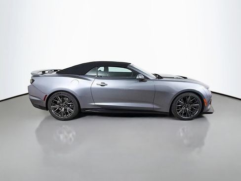 Used 2020 Chevrolet Camaro ZL1 RWD image 5