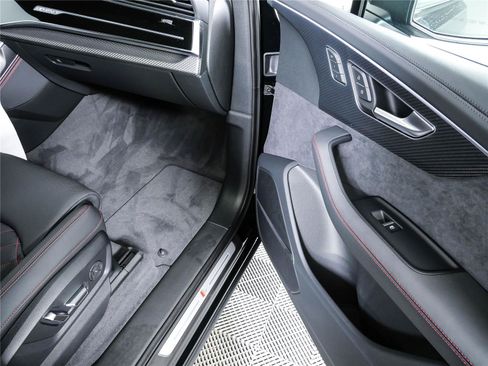 New 2026 Audi SQ7 Prestige AWD/4WD image 27